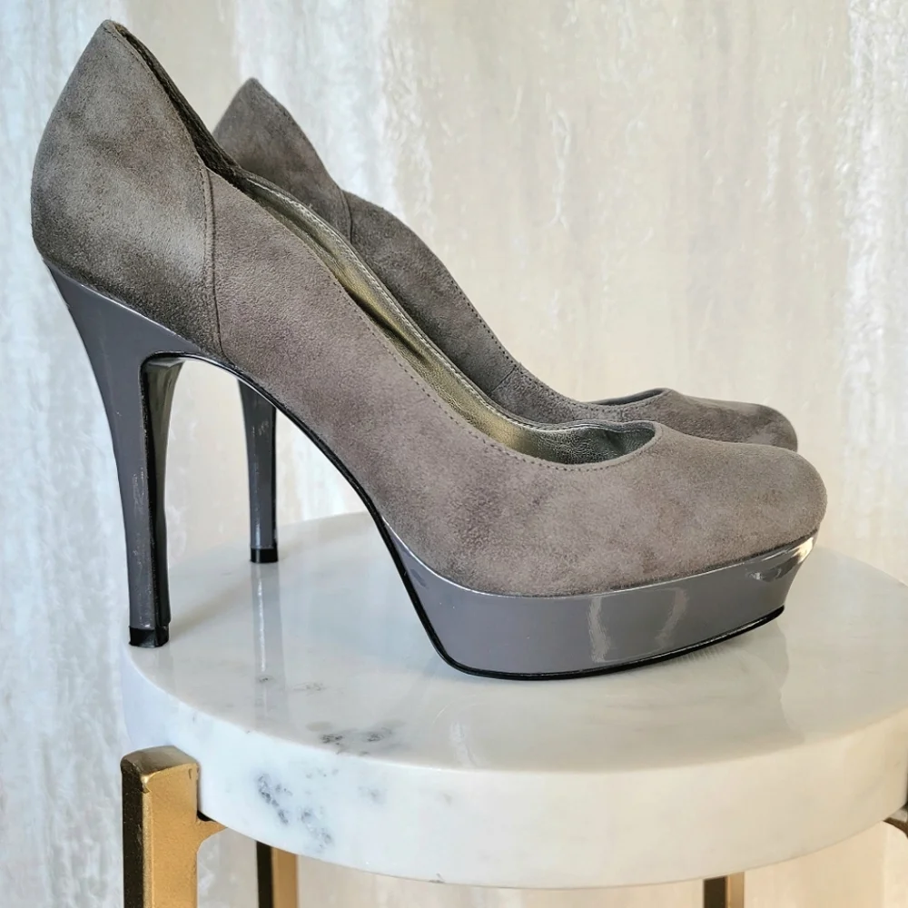 Guess Brand Women's Platform Pumps Round Toe High Heeled Shoes - Taupe - Size 8M - Picture 3 of 16